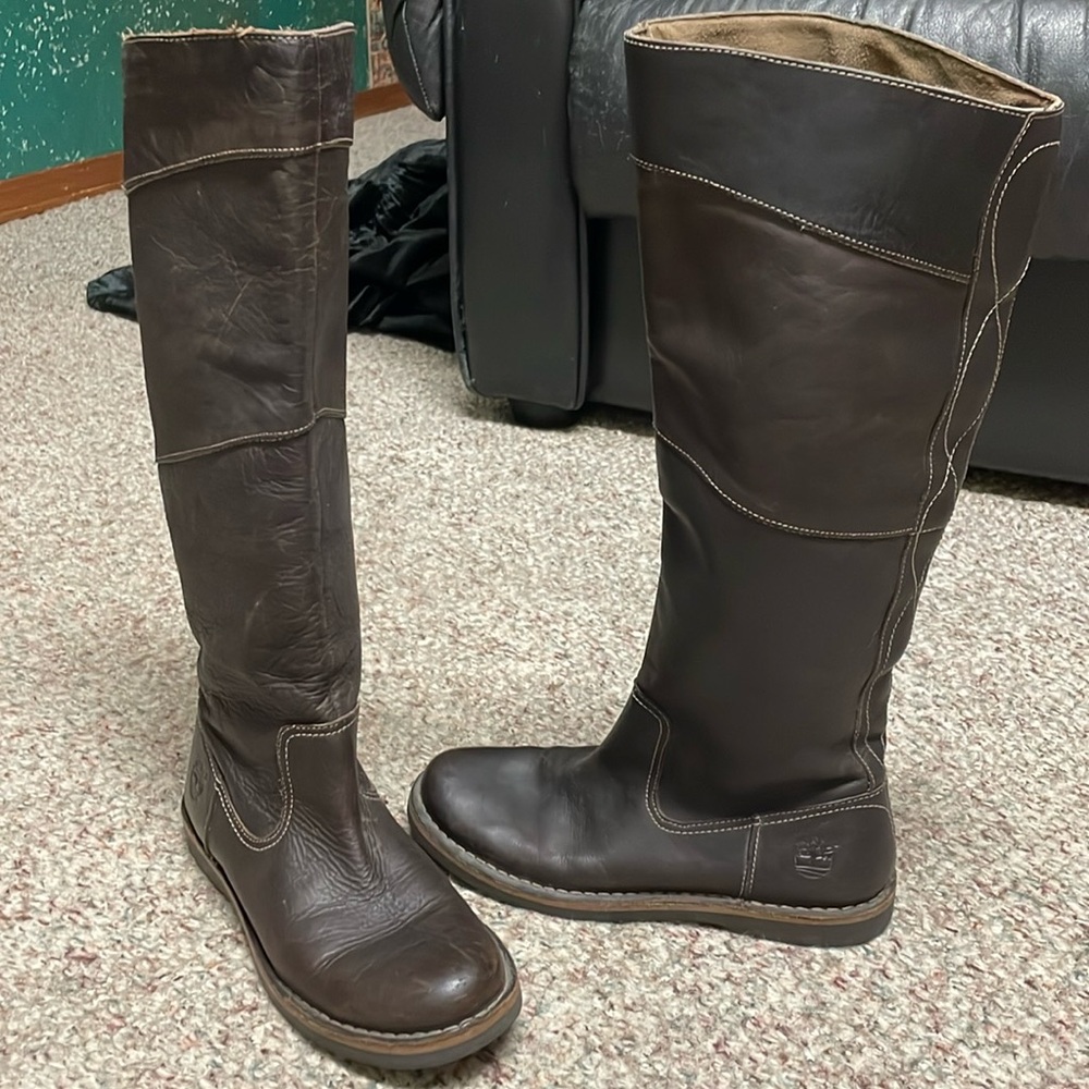 Timberland high leather boots with thread accents